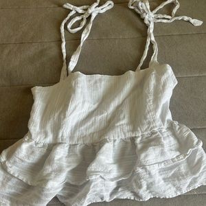 Super cute summer crop top !!